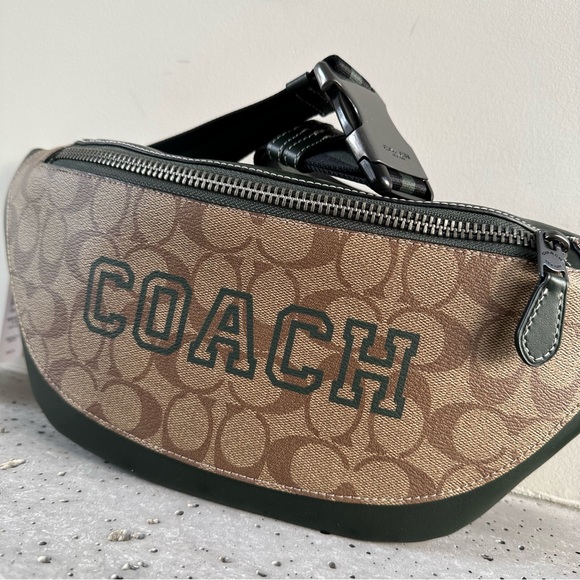 NWT Coach Warren Belt Bag In Signature Canvas With Varsity Motif - Picture 11 of 13
